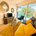 アパート Presqu'ile De Caen, Terrasse & Parking カーン