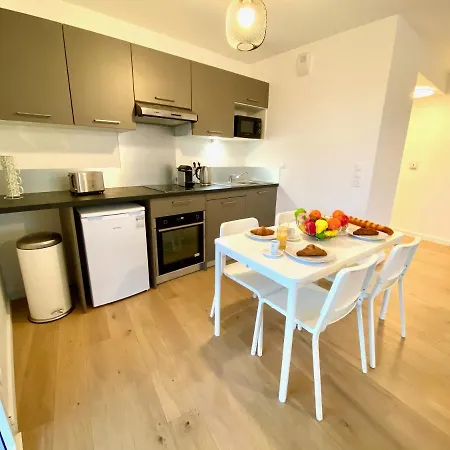 شقة Presqu'ile De Caen, Terrasse & Parking كان