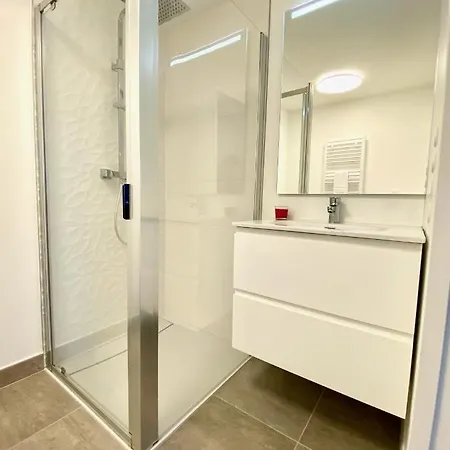 شقة Presqu'ile De Caen, Terrasse & Parking كان